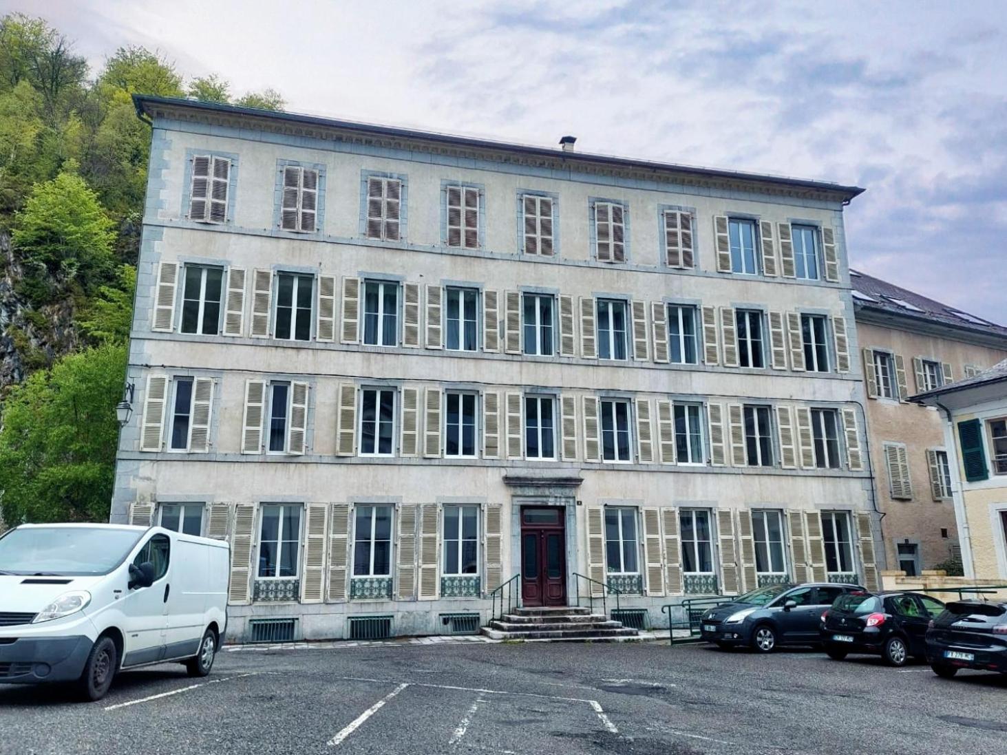 Les Appartements De Lucie Eaux Bonnes Bagian luar foto