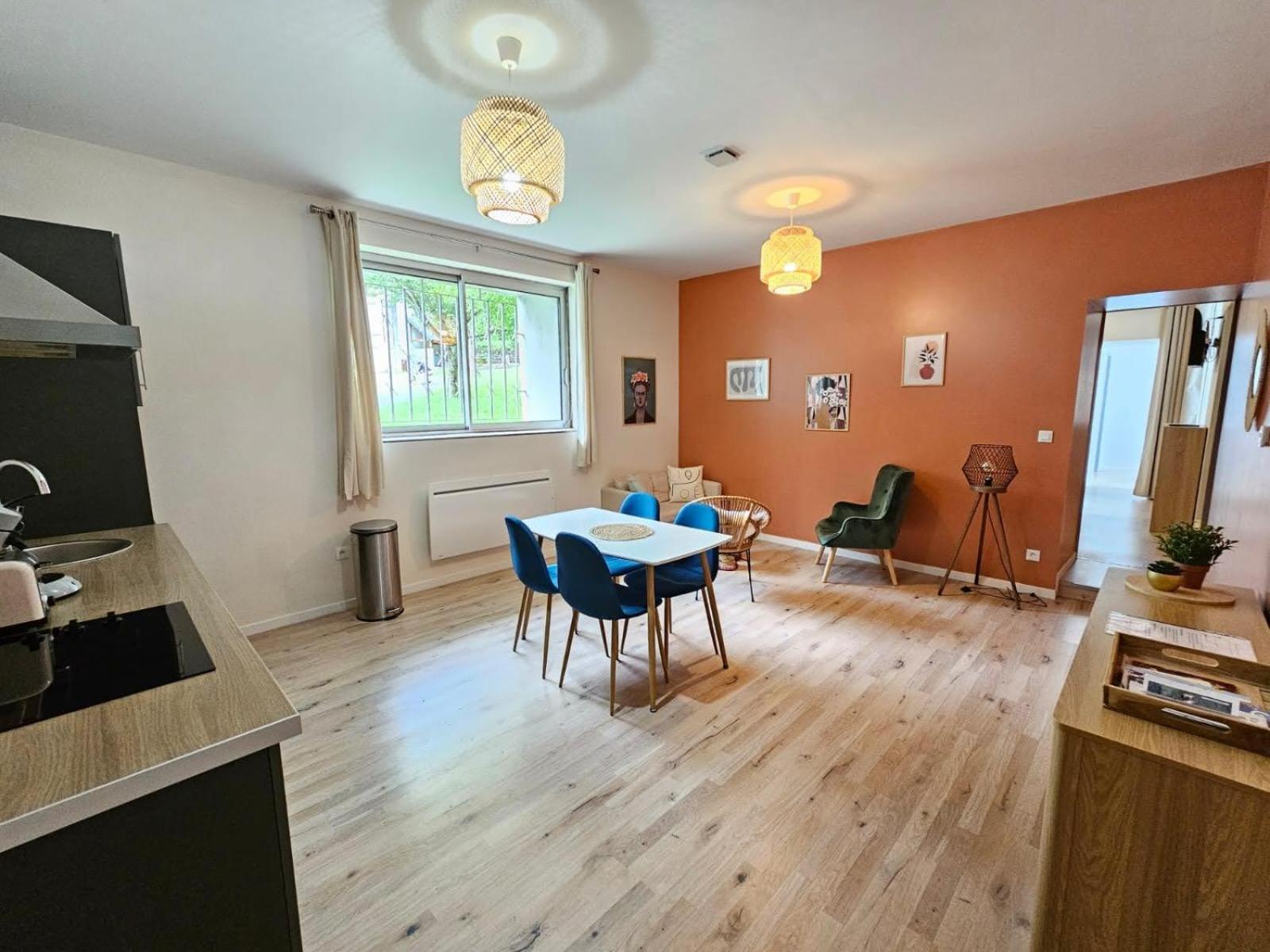 Les Appartements De Lucie Eaux Bonnes Bagian luar foto