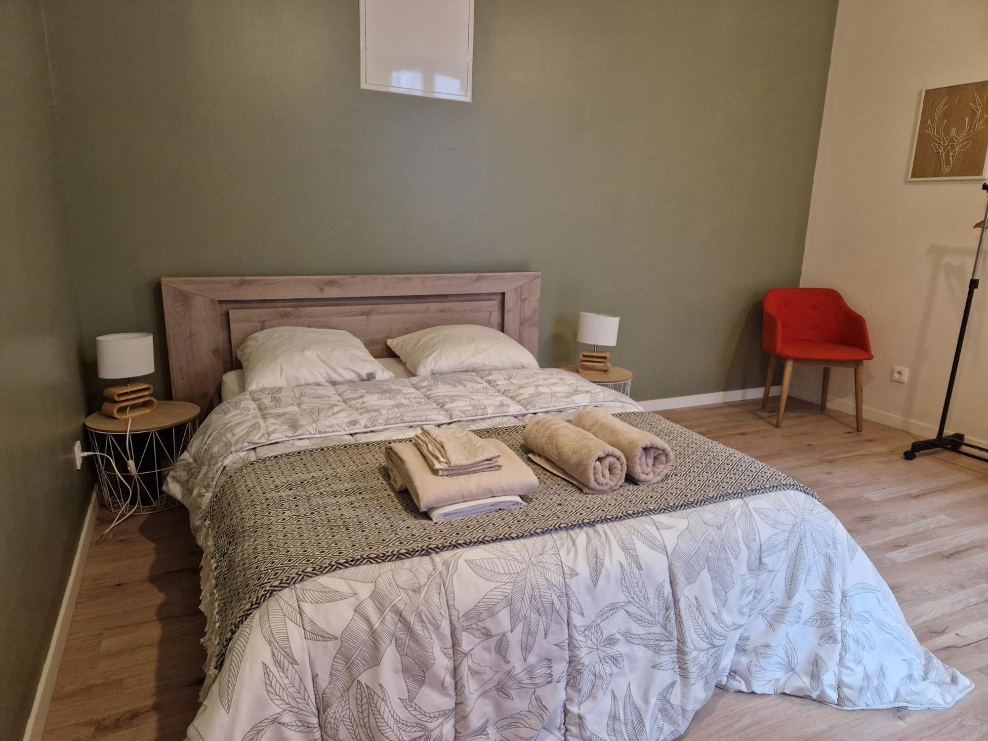 Les Appartements De Lucie Eaux Bonnes Bagian luar foto