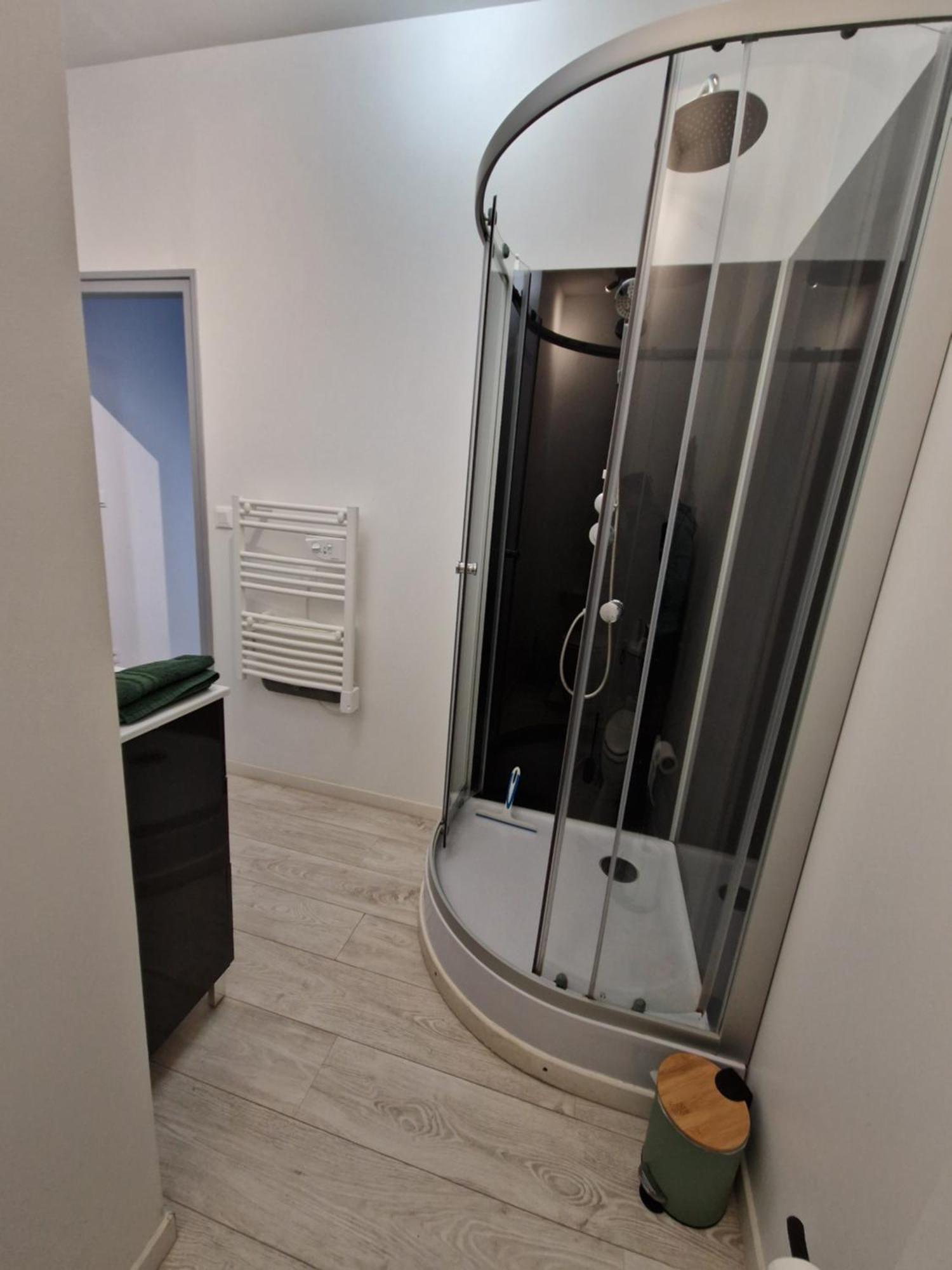 Les Appartements De Lucie Eaux Bonnes Bagian luar foto